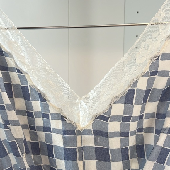 Reformation Cristina Top / Jodie white and blue check print / Size 6 - Picture 8 of 10